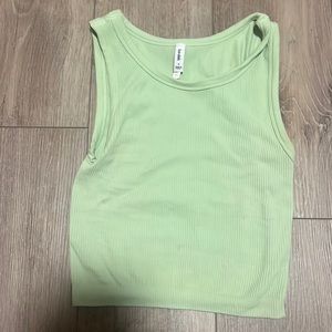 Artizia workout ribbed green top